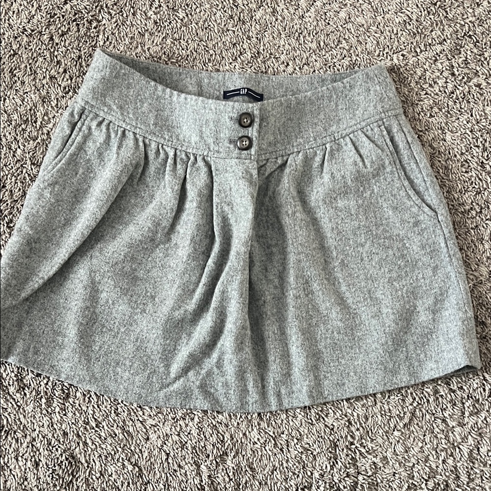 GAP Gray Mini Skirt